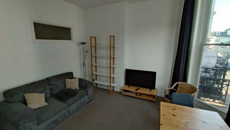 Property photo 2 of 14 Photo 5