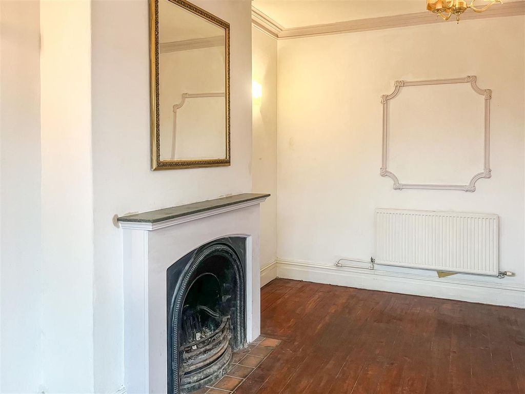 Property photo 3 of 16 11-11-2025__16-26-28_Img_2762.Zuvx7.Jpg