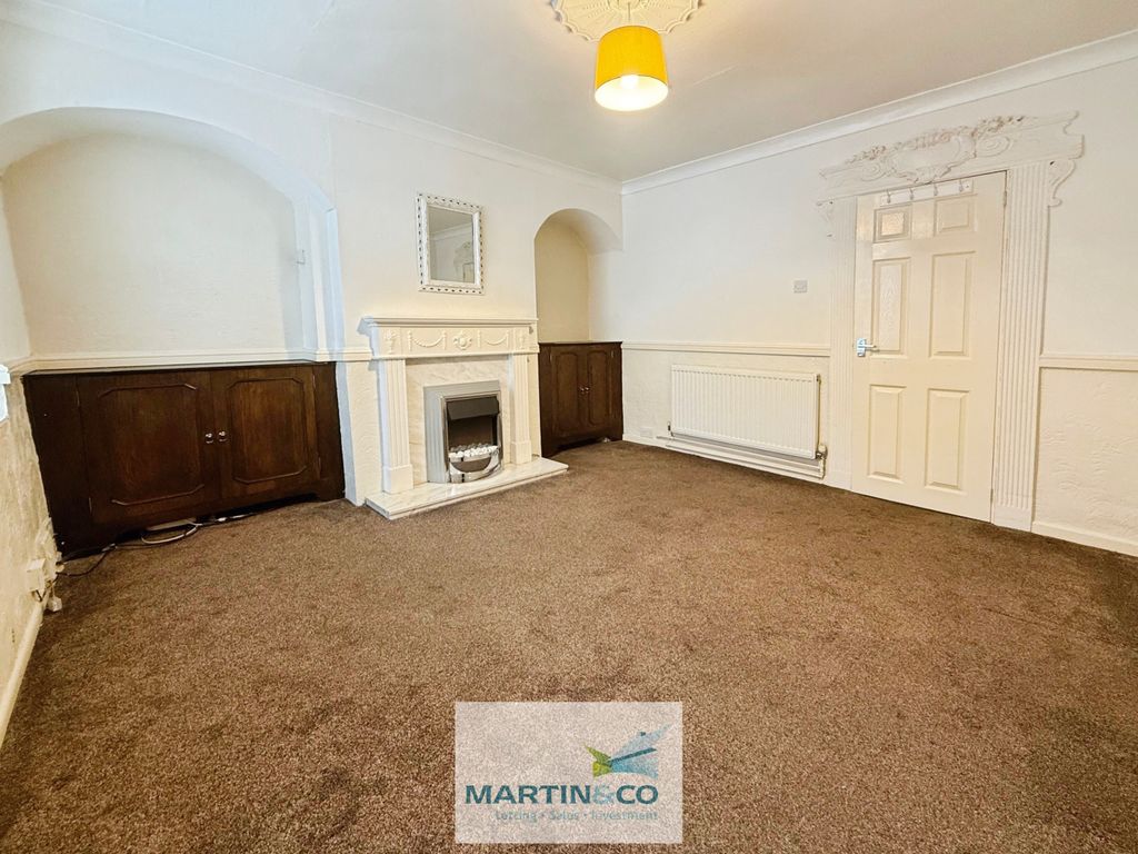 Property photo 3 of 12 4B4261E2--476B-Af65-8DAB8F7F3Bce-44877-0000059Df60