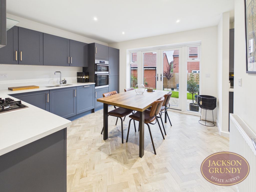 Property photo 3 of 15 Jubilee Road