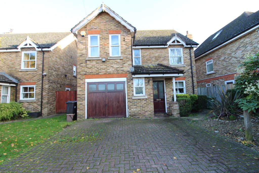 Property photo 2 of 36