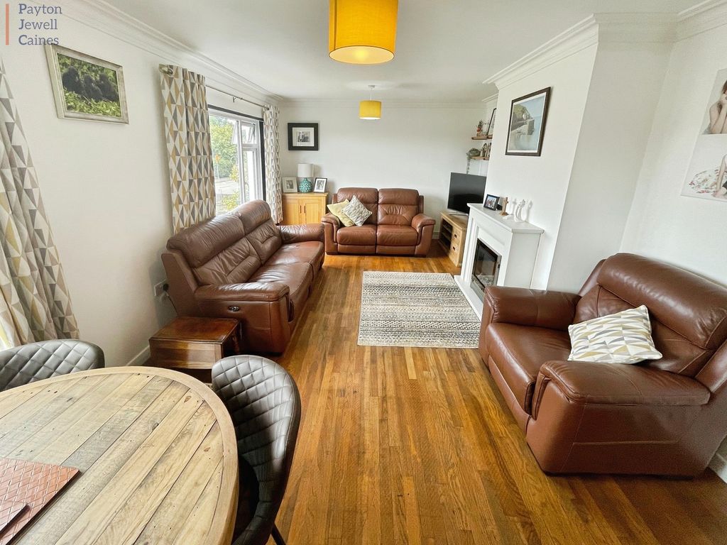 Property photo 3 of 12 Not Specified