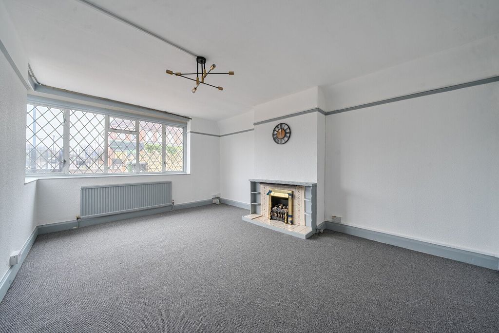 Property photo 3 of 18 Picture No. 11
