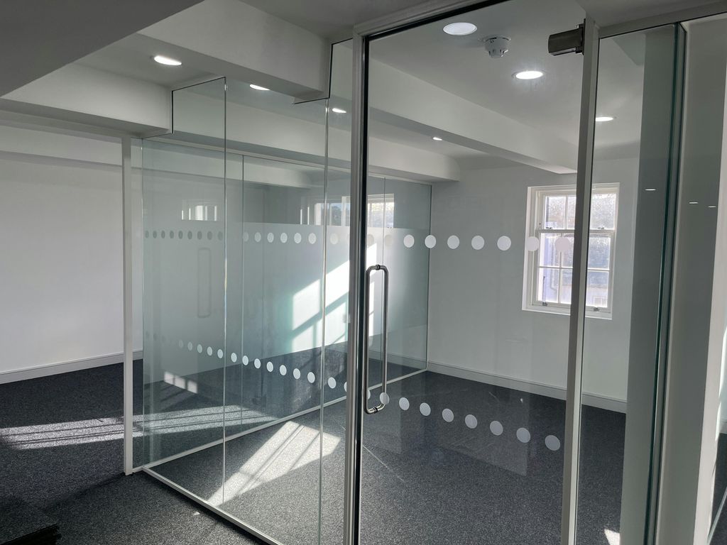 Property photo 3 of 16 20251104_133527198_Ios.Jpg