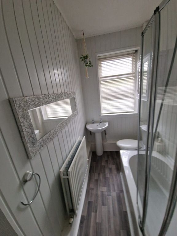Property photo 3 of 3