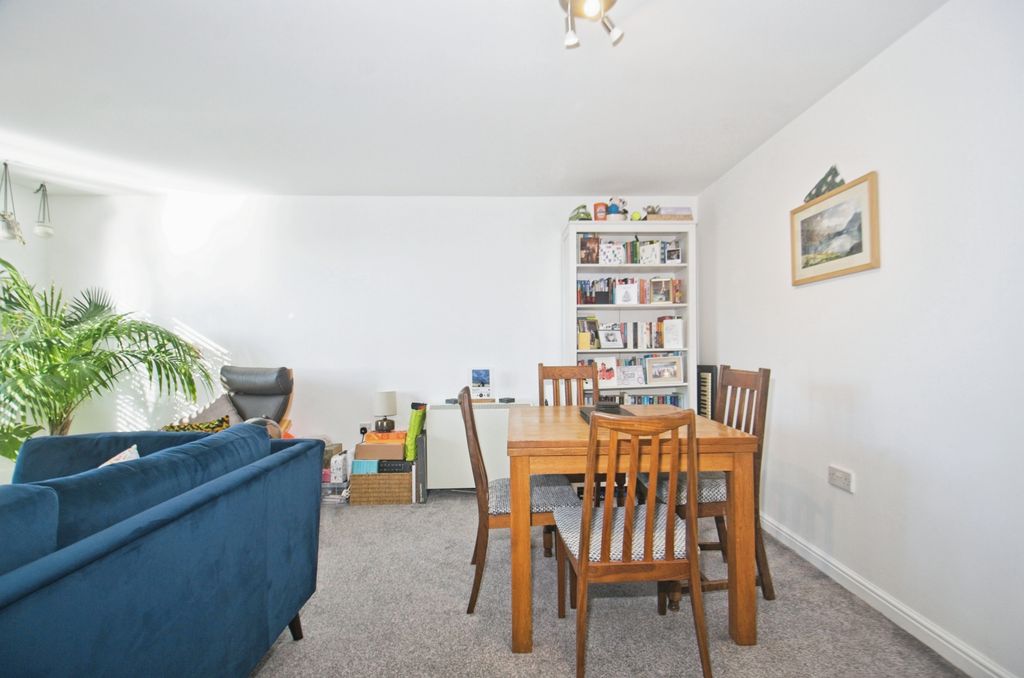 Property photo 3 of 18 Living/Dining Area