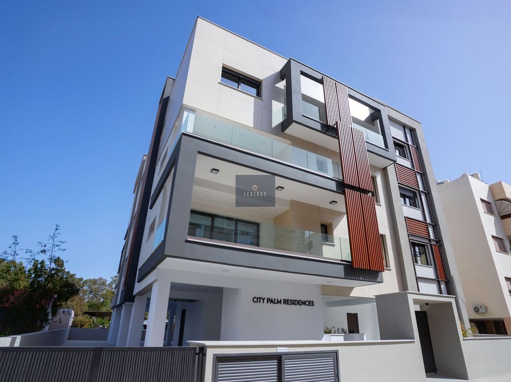 Property photo 3 of 43