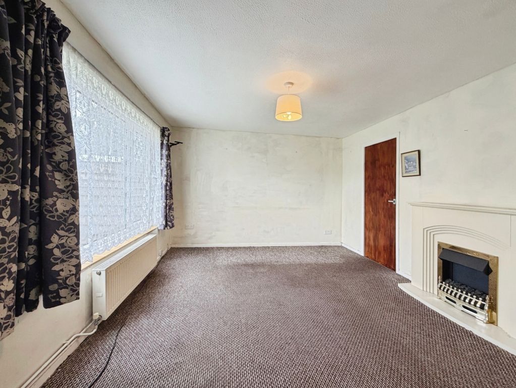 Property photo 2 of 14 Sitting Room