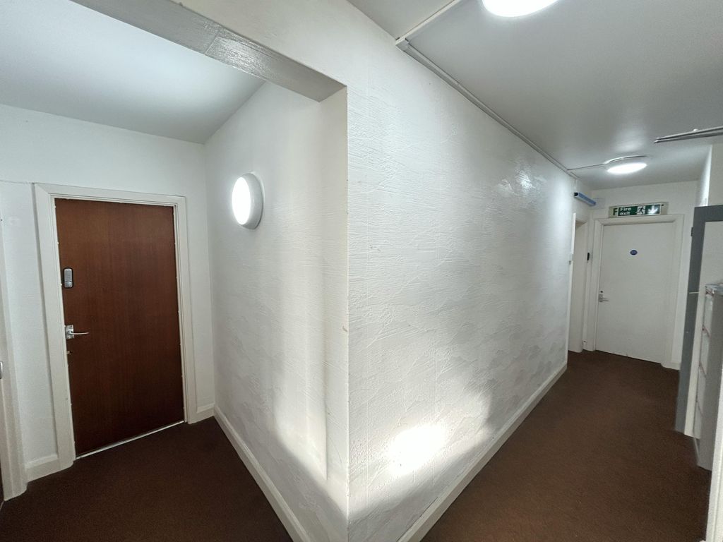 Property photo 3 of 7 Img_2703.Jpg