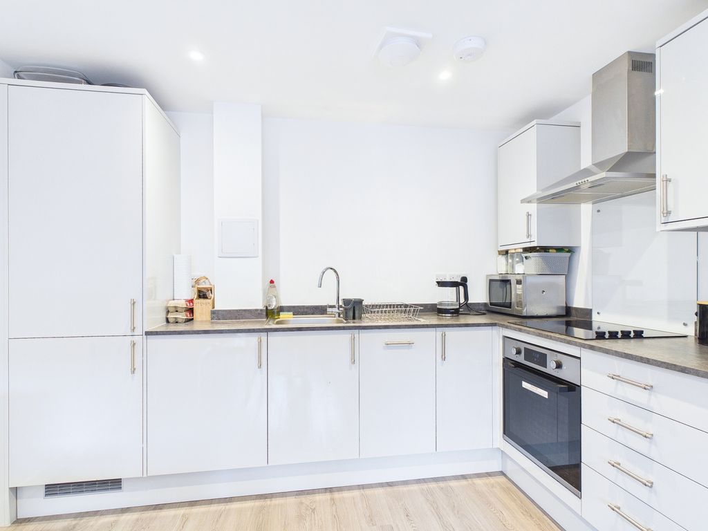 Property photo 1 of 9 Cam01909G0-Pr0474-Still002