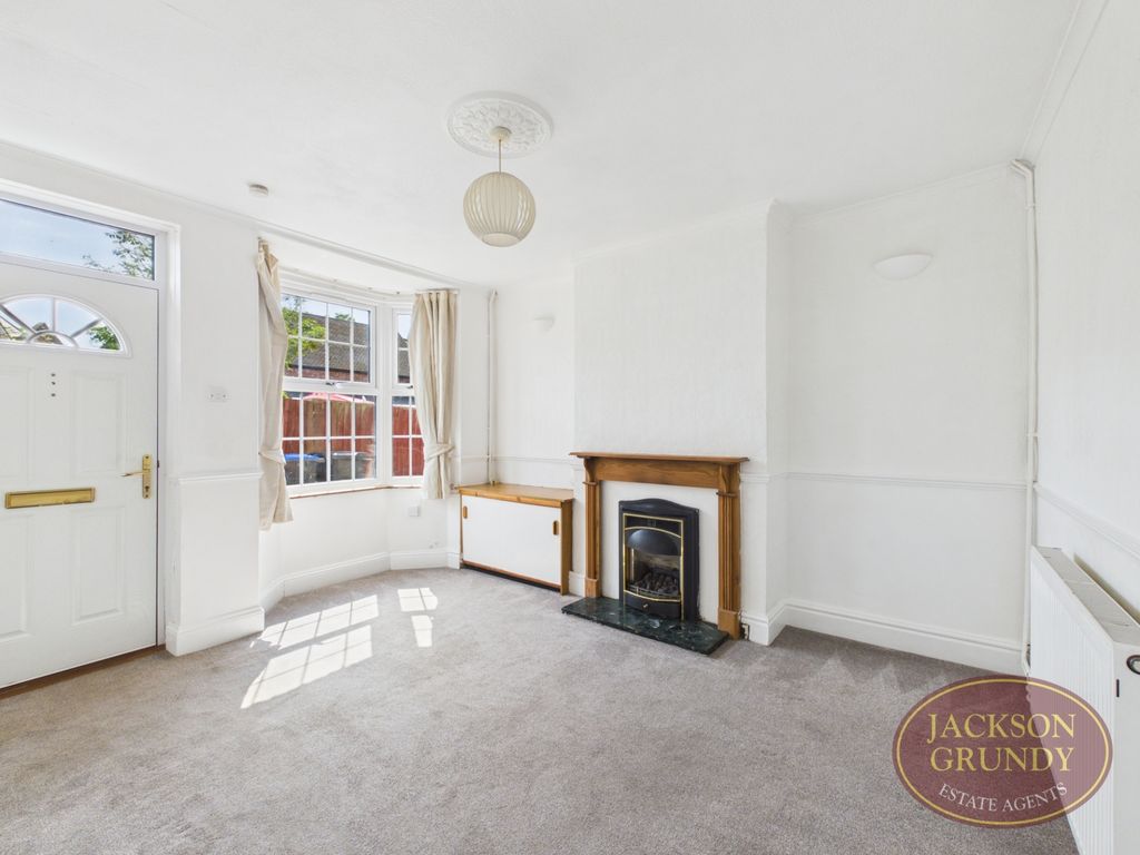 Property photo 2 of 13 Sanders Terrace