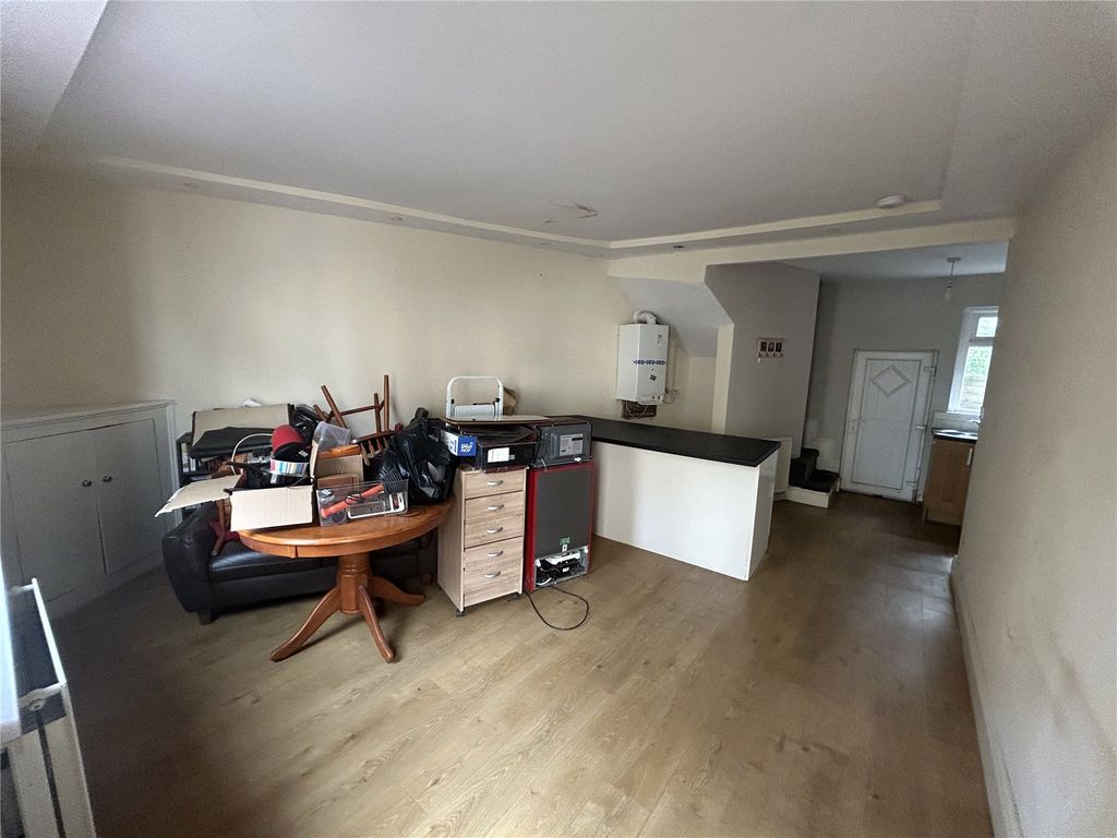Property photo 2 of 7 Picture No. 04