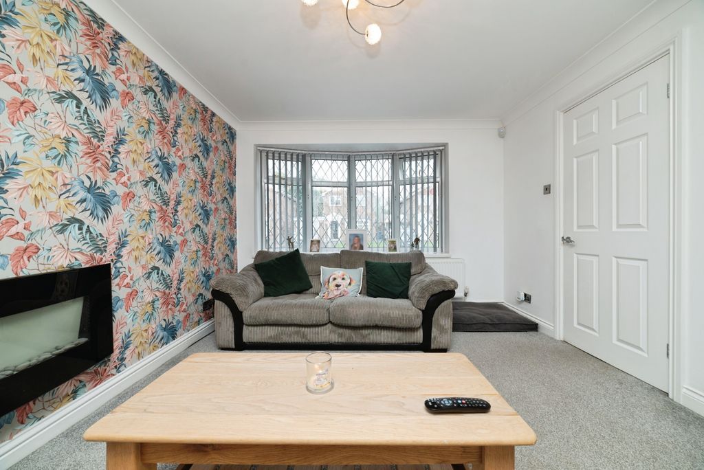 Property photo 2 of 15
