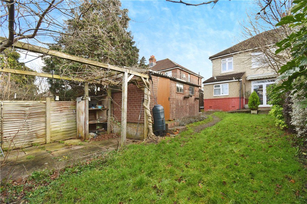 Property photo 2 of 14 Picture No. 52