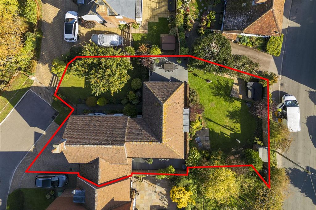 Property photo 2 of 29