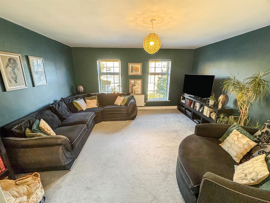 Property photo 3 of 36 Img_0100.Jpg