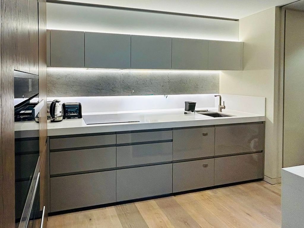 Property photo 2 of 10 Kitchen New