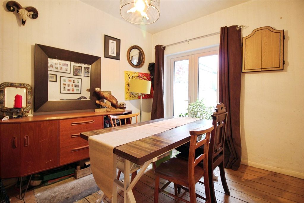 Property photo 3 of 12 Picture No. 04