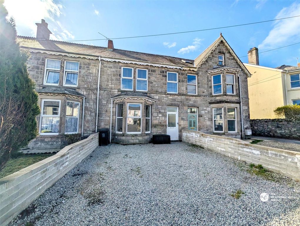 Property photo 1 of 19 Exterior