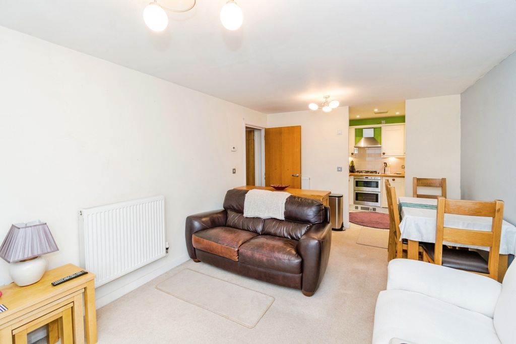 Property photo 3 of 14 Pbox-Img.Jpg