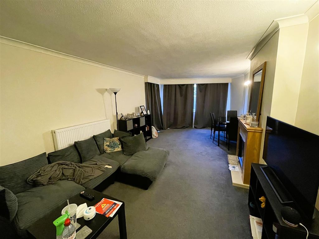 Property photo 2 of 11 Image00011.Jpeg