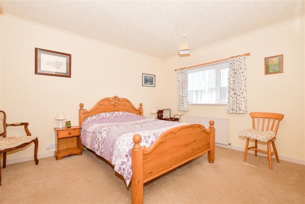 Property photo 2 of 11 Bedroom 1