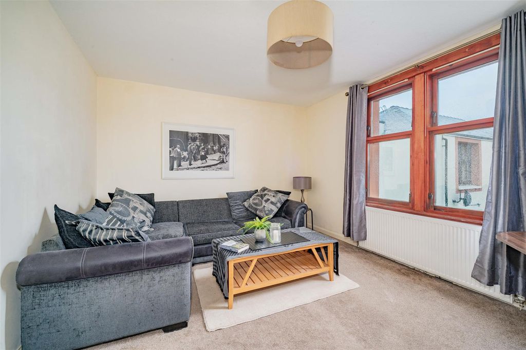 Property photo 3 of 13 2L 4 Marryat Terrace Dundee-4.Jpg