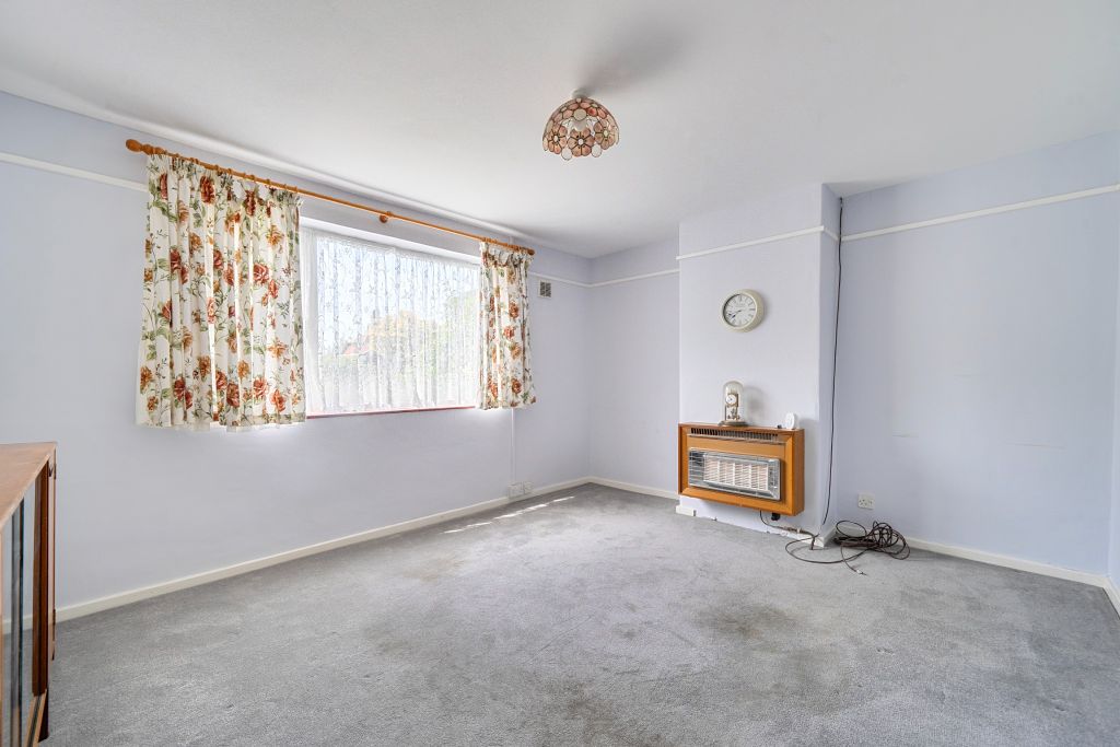 Property photo 3 of 11
