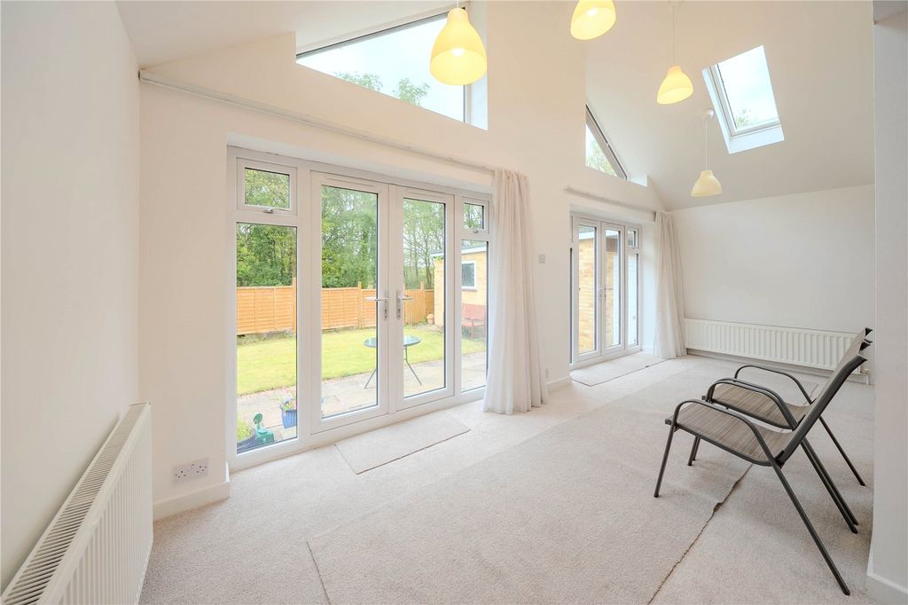 Property photo 2 of 18 Picture No. 08