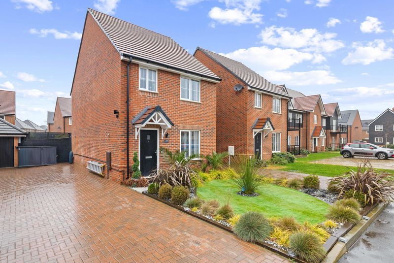 Property photo 1 of 17 Photo 17