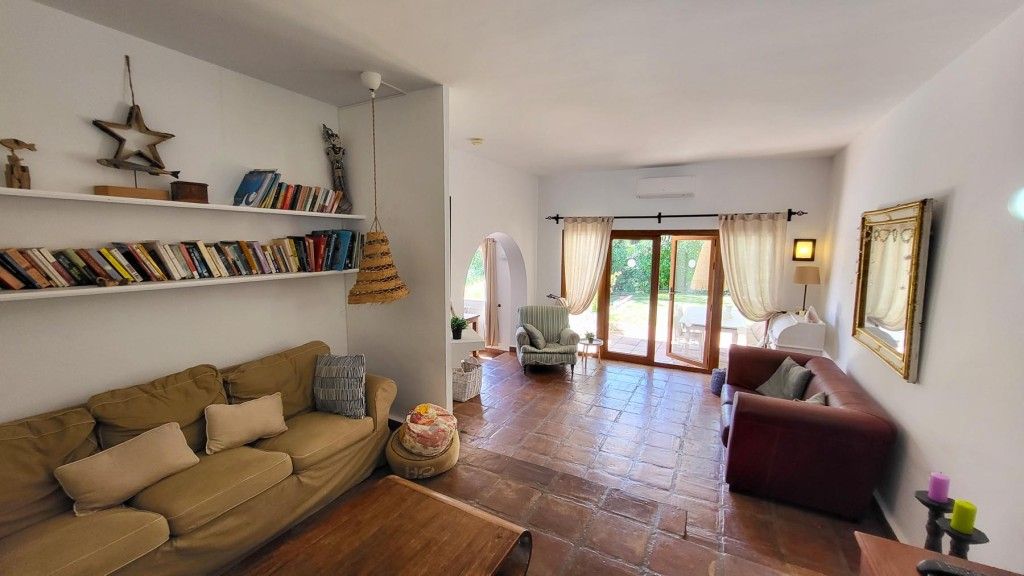 Property photo 3 of 19 Right Casa Bungalow (17)