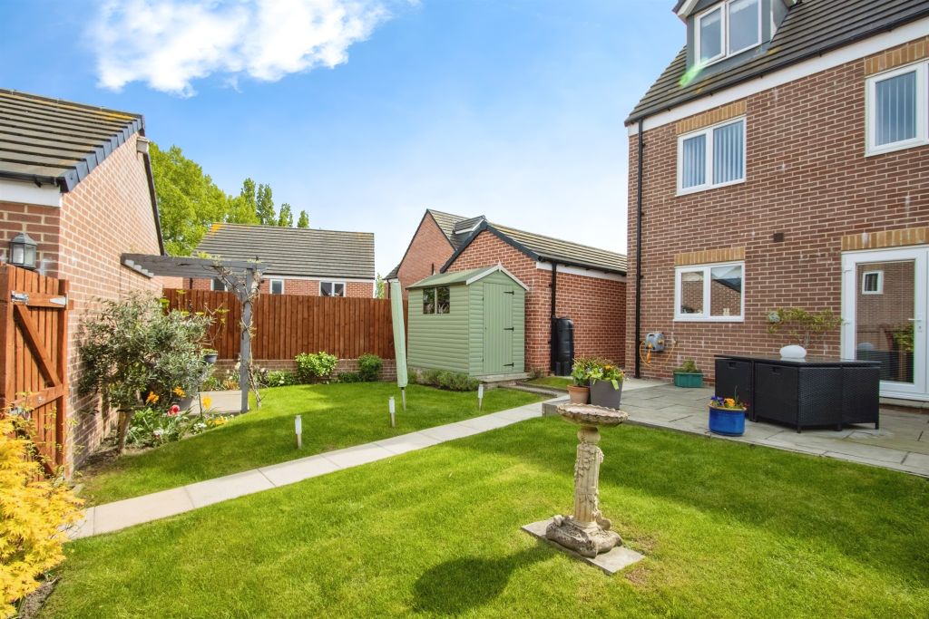 Property photo 3 of 17