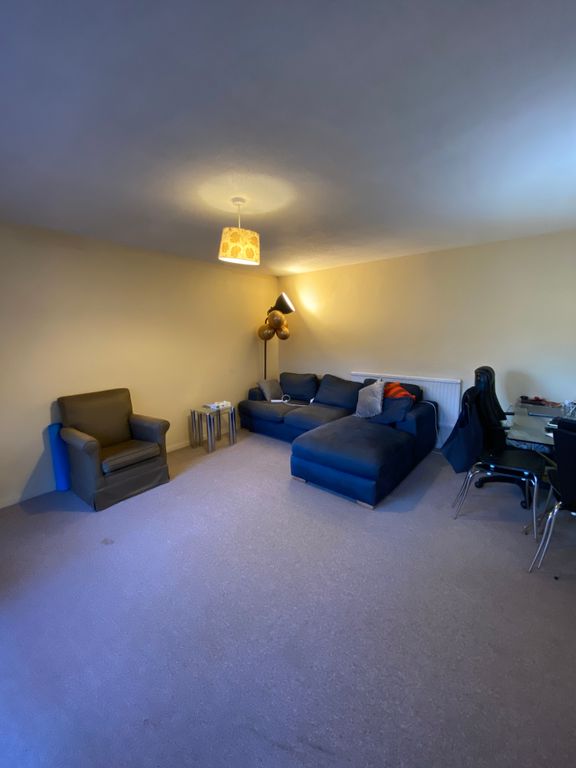 Property photo 1 of 10 Cover