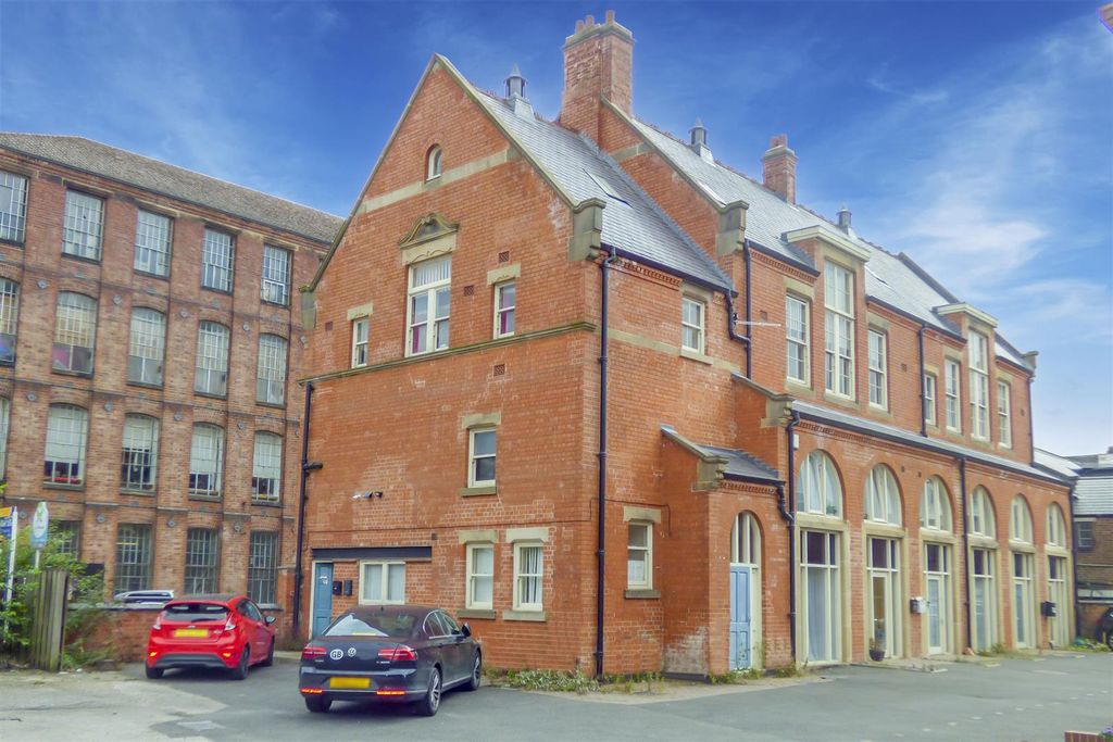 Property photo 1 of 6 Front 23 Stanshope Street.Jpg