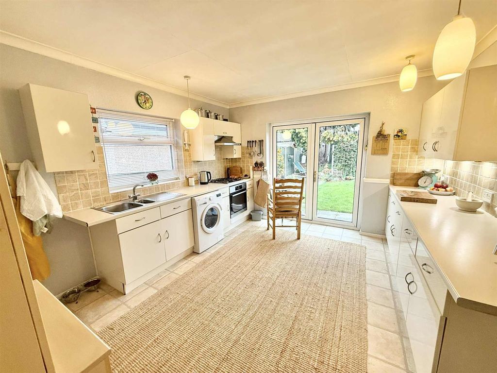 Property photo 2 of 13 Kitchen.Jpg