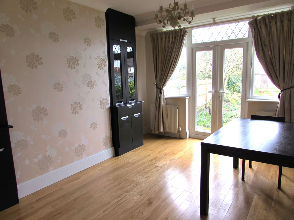 Property photo 3 of 10 Gallery