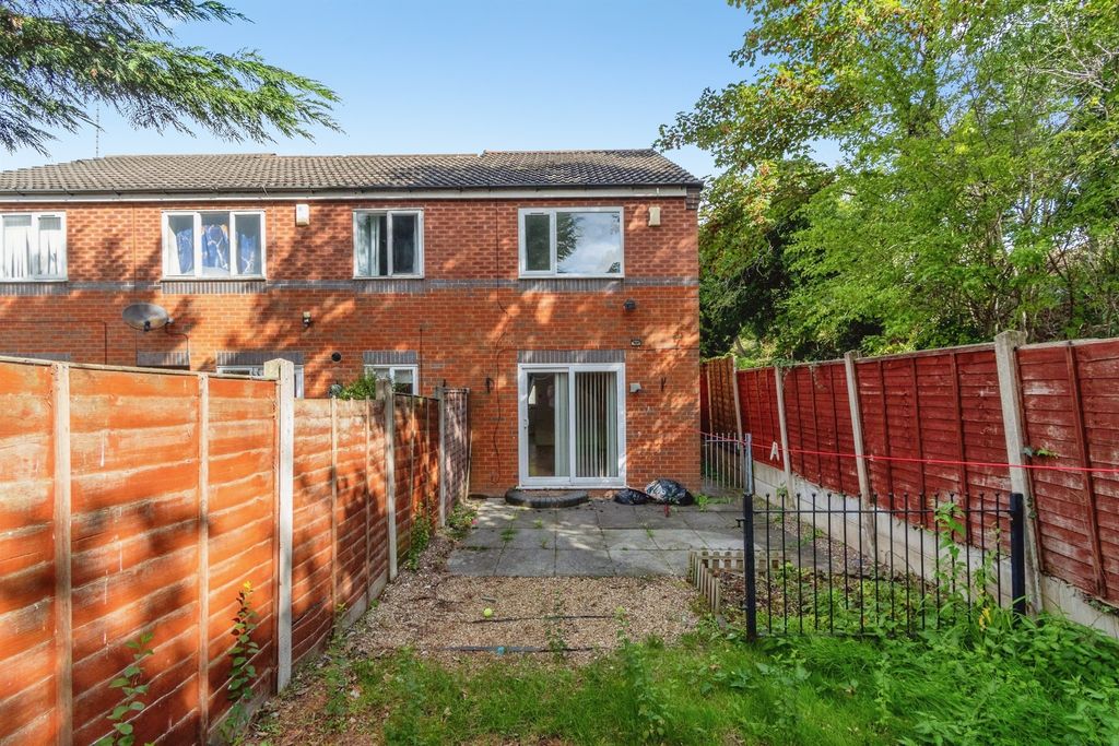 Property photo 3 of 11