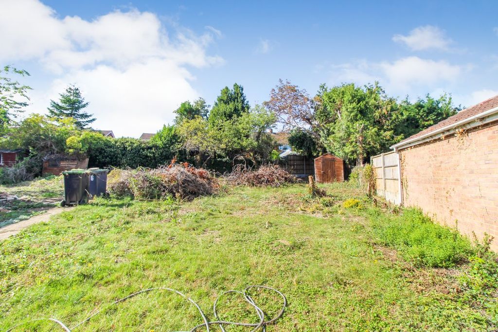 Property photo 2 of 9