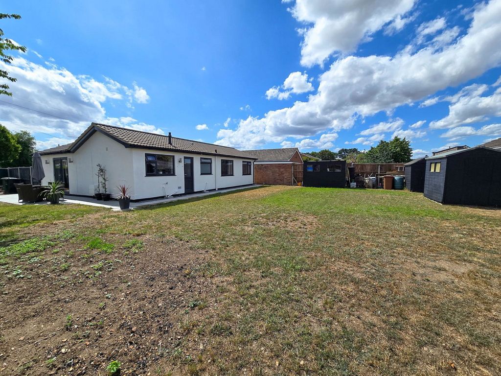 Property photo 3 of 22