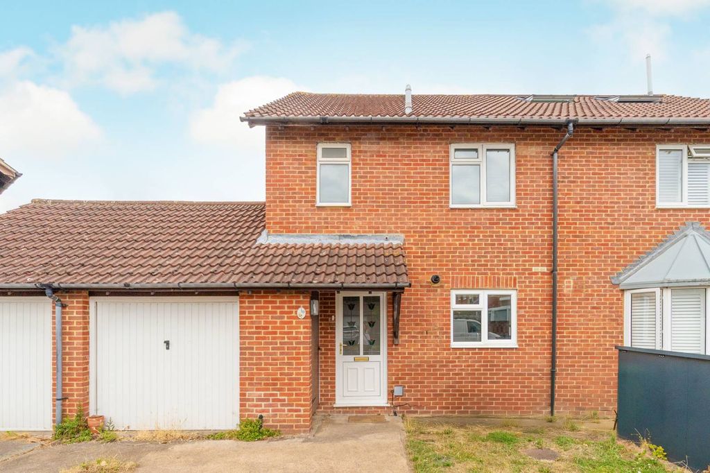 Property photo 2 of 13