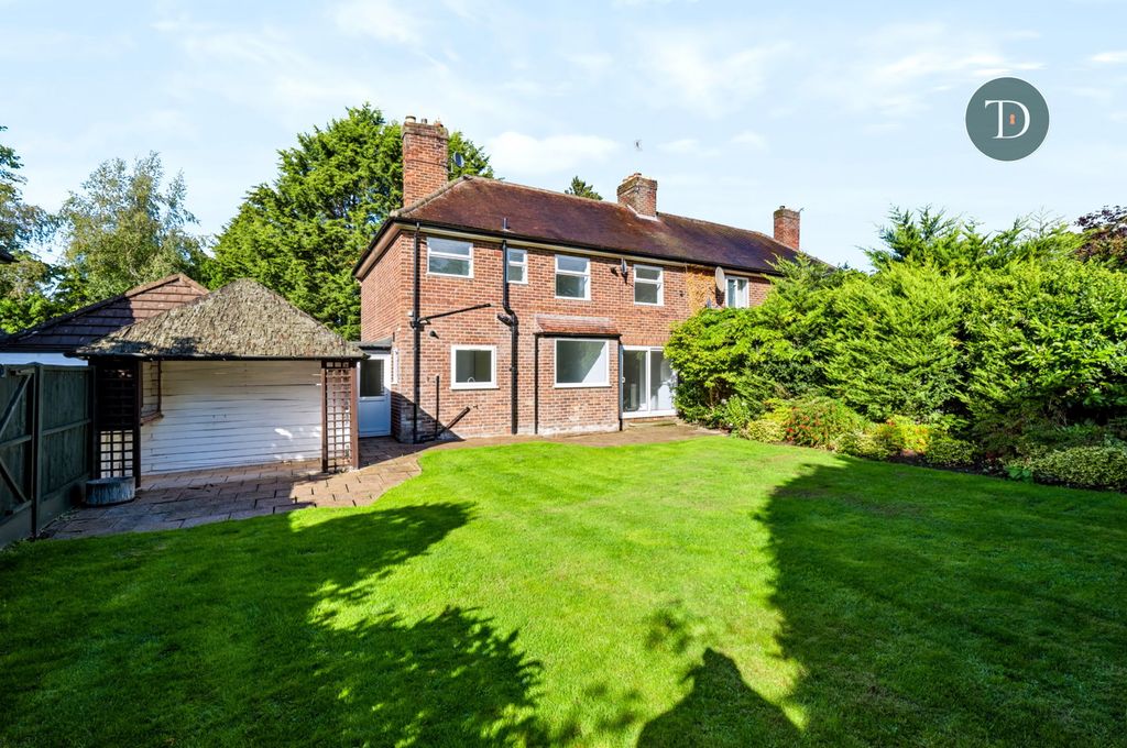 Property photo 2 of 38