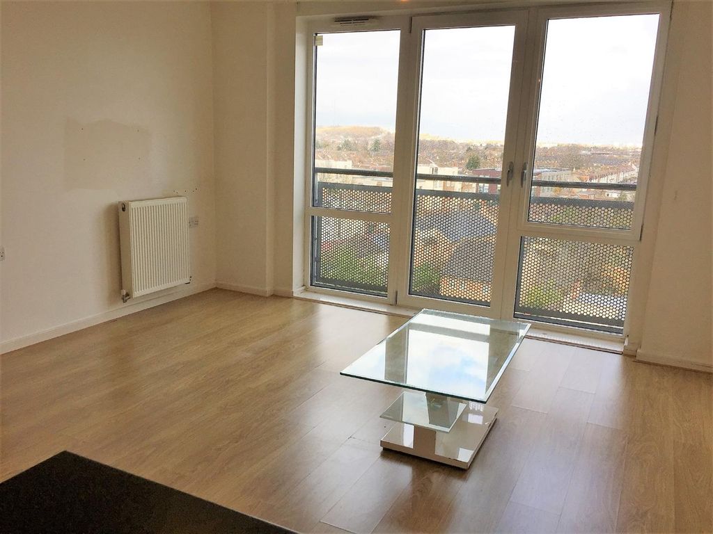Property photo 2 of 7
