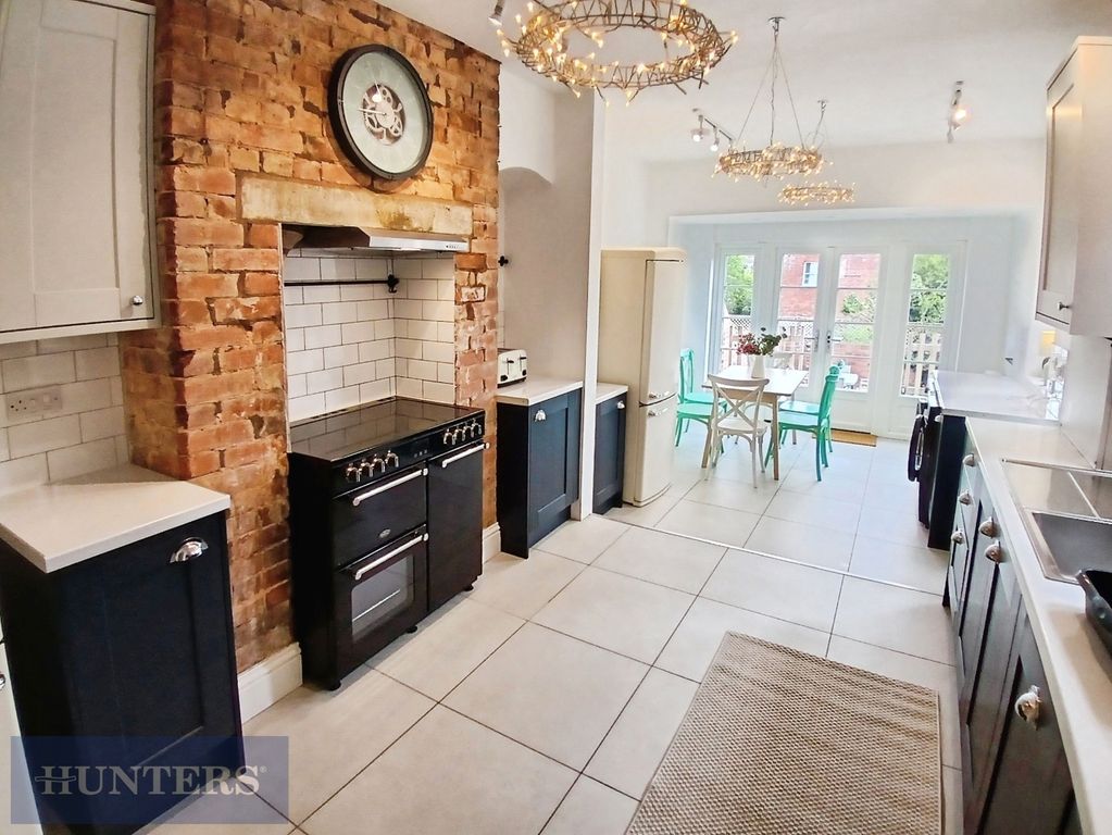 Property photo 2 of 14 Pbox-Img.Jpg