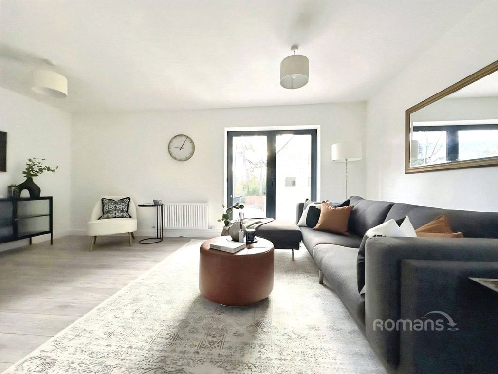 Property photo 3 of 14 Picture No. 04