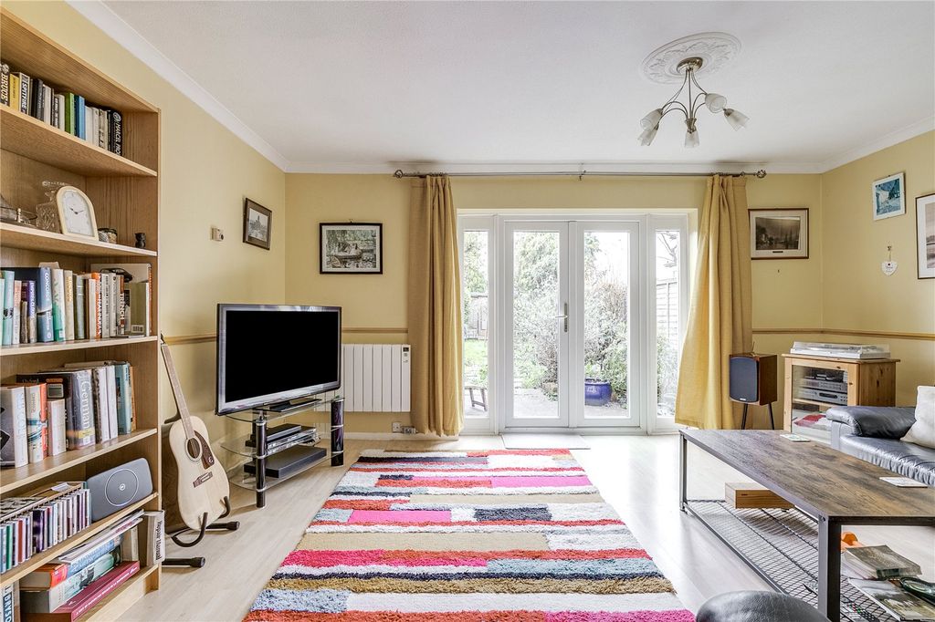 Property photo 2 of 18 Picture No. 04