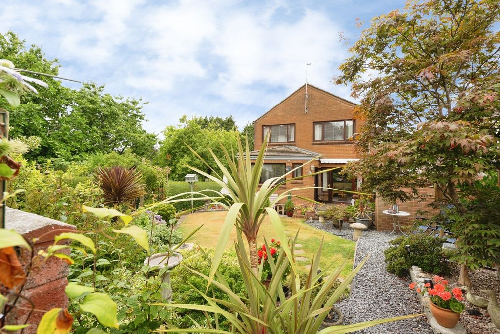 Property photo 3 of 21 Pbox-Img.Jpg