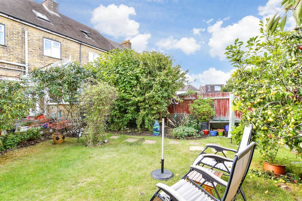 Property photo 1 of 15 Rear Garden