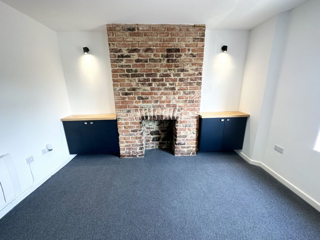 Property photo 2 of 15 Photo 12