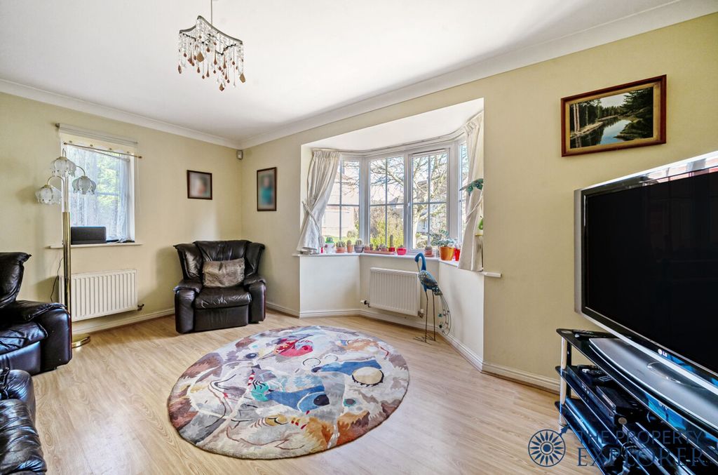 Property photo 3 of 15