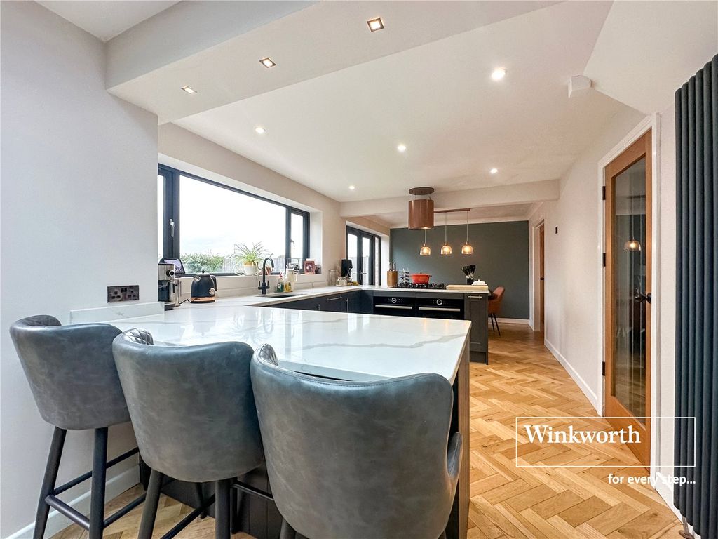 Property photo 2 of 15 Picture No. 08